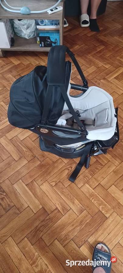 Fotelik obrotowy dziecka do samochodu ORBIT BABY 0 - 13 kg Łódź
