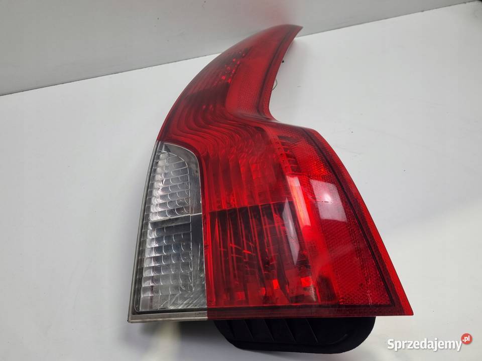 LAMPA PRAWA Volvo V50 KOMBI 0712r LIFT TYLNIA Lampy tylne Rudka