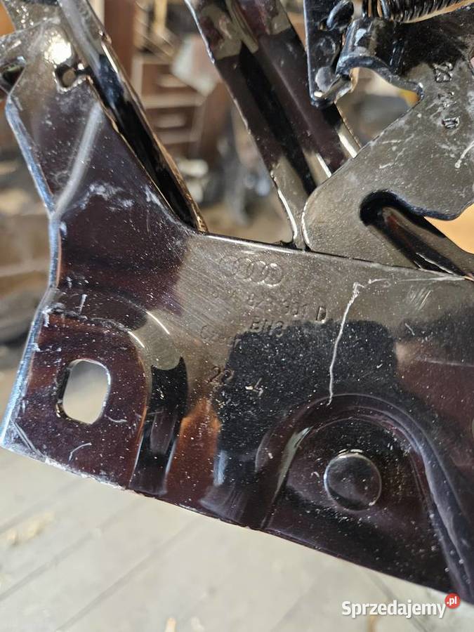 AUDI Q5 II 80A ZAWIAS MASKI LEWY PRZÓD