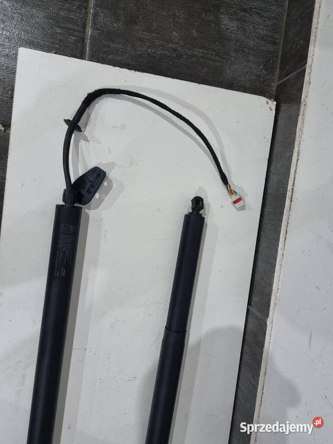 Elektryczne silowniki klapy hyundai tucson III osobowe Skierniewice