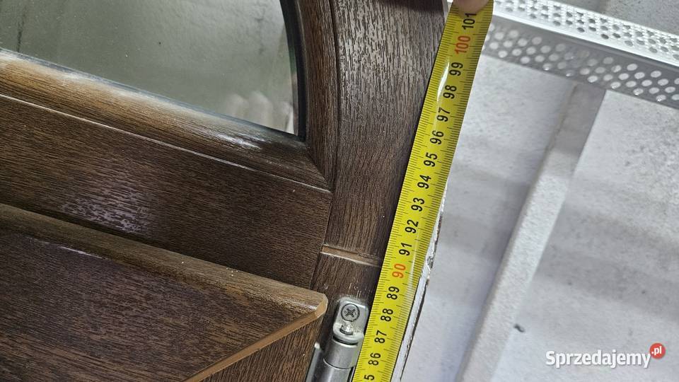 Sprzedam okno 2 szybowa brazowe plastykowe małe śląskie Bytom