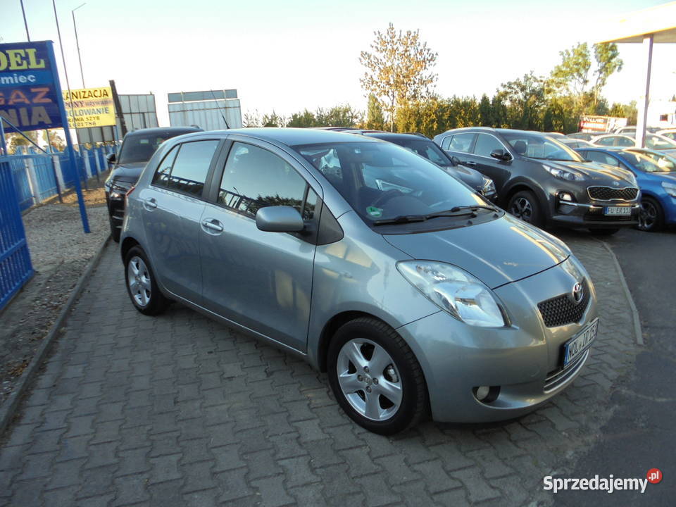 Toyota Yaris 13 VVTi Travel gniazdo USB Bydgoszcz