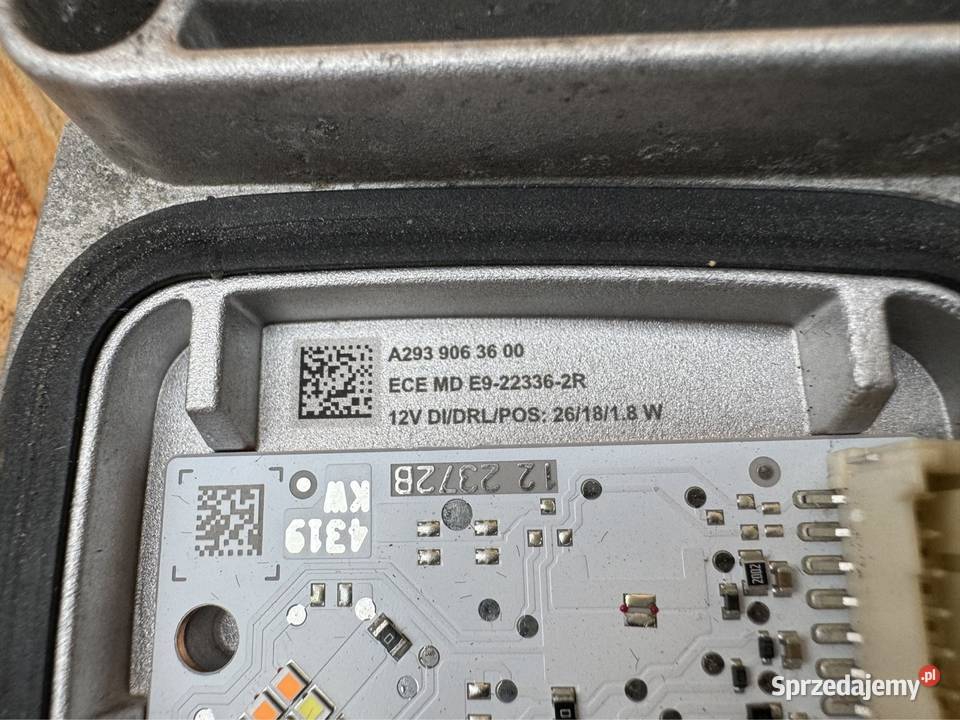 Moduł led jeż lampy przód prawy rh MercedesBenz Sieraków