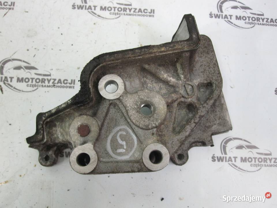 SUBARU LEGACY 25 B EJ25 07r łapa silnika Rok produkcji 2007 Kielce