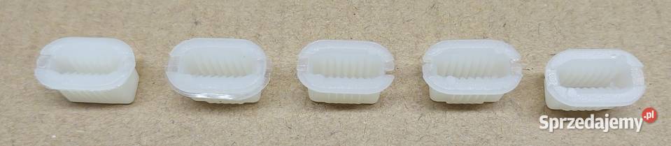 SPINKI KOSTKI TAPICERKI FIAT LANCIA 82422490 Mielęcin