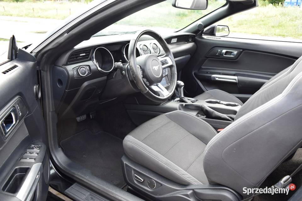 Ford mustang Cabrio 37 benz 66000 super stan Łomianki sprzedam