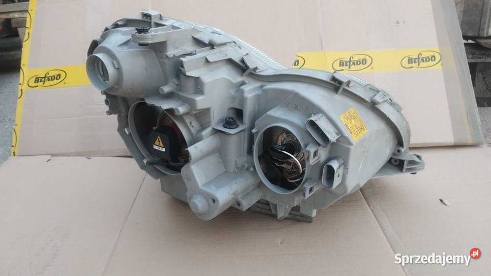 Lampa Przod Xenon W203 CKlasa Mercedes 0004r Lampy przednie
