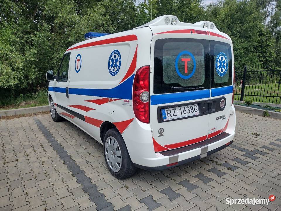 AMBULANS Fiat Doblo maxi 16 diesel 2011r niski 48000km Fiat Rzeszów
