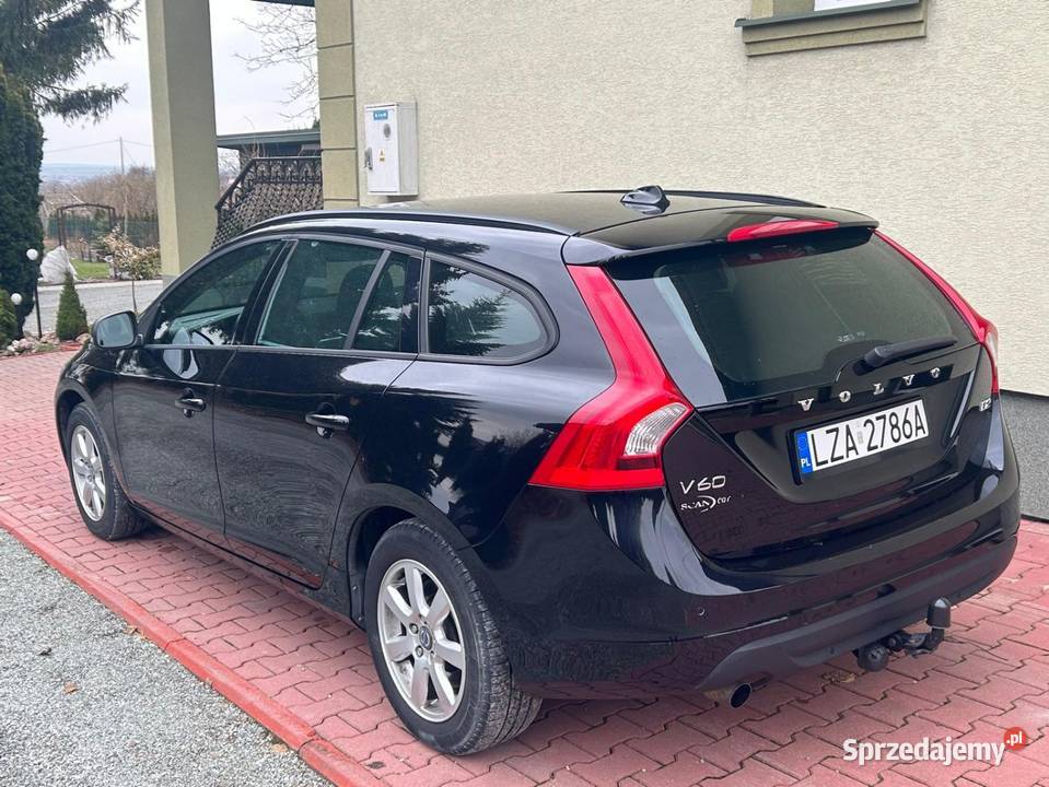 do sprzedania Volvo V60 zadbane zarejestrowane aluminiowe felgi Zwierzyniec sprzedam