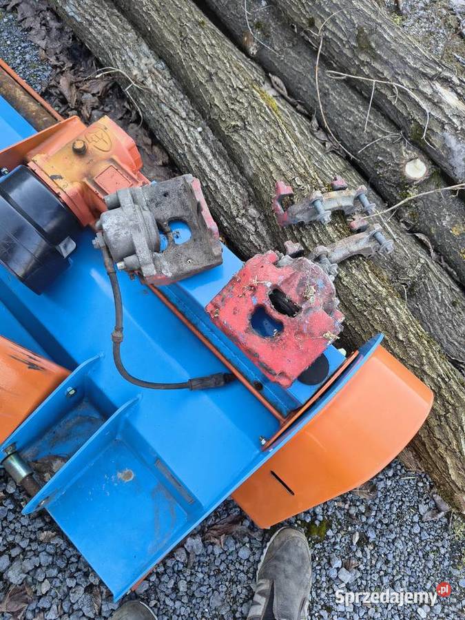 Zaciski hamulcowe przód SAAB 93 AREO