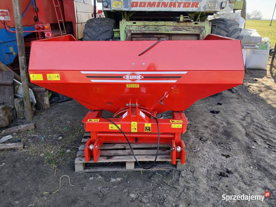 Rozsiewacz do nawozu KUHN zsb 900 Włocławek