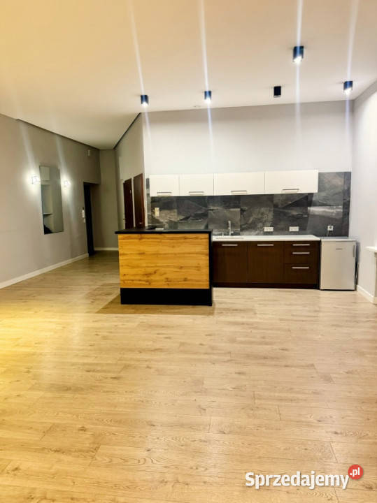 Przestronne puste mieszkanie 82 m w centrum Białystok