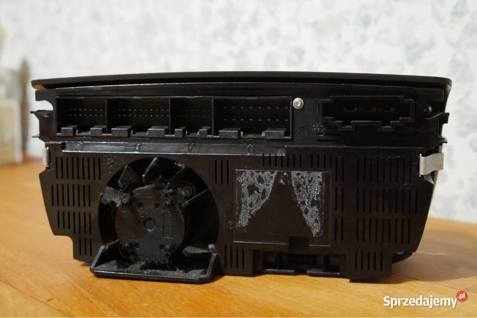 Panel sterowania klimatyzacją climatronic Audi