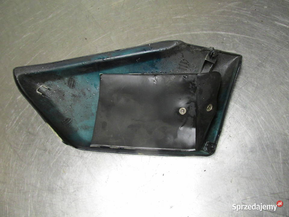 Lewy boczek Honda 125 Elementy nadwozia Sandomierz