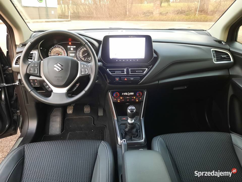 Suzuki SX4 SCross HYBRID 14129 18tkm 4WD Navi serwisowany w ASO SX4 S-Cross sprzedam