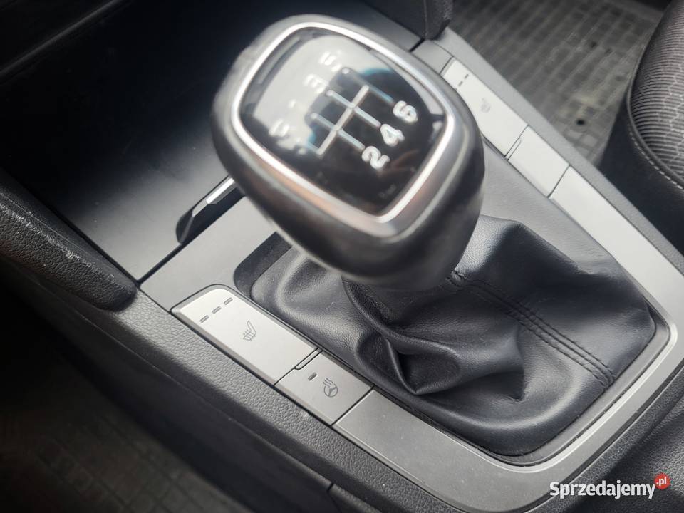 Hyundai elantra salon polska książka serwisowa nieuszkodzony Kielce