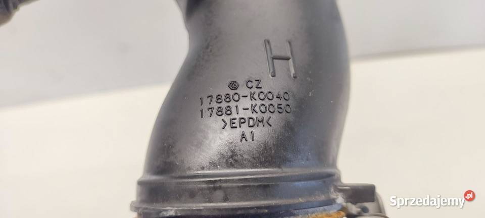 MAZDA 2 TOYOTA YARIS IV RURA DOLOT POWIETRZA