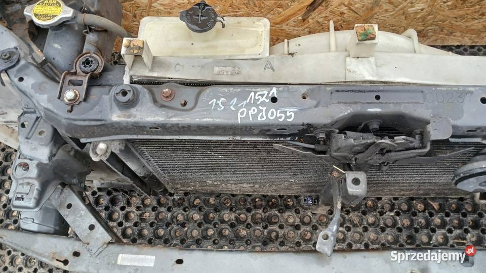TOYOTA COROLLA E12 16 B PAS PRZEDNI KOMPLET 1C3 Zbierkowo