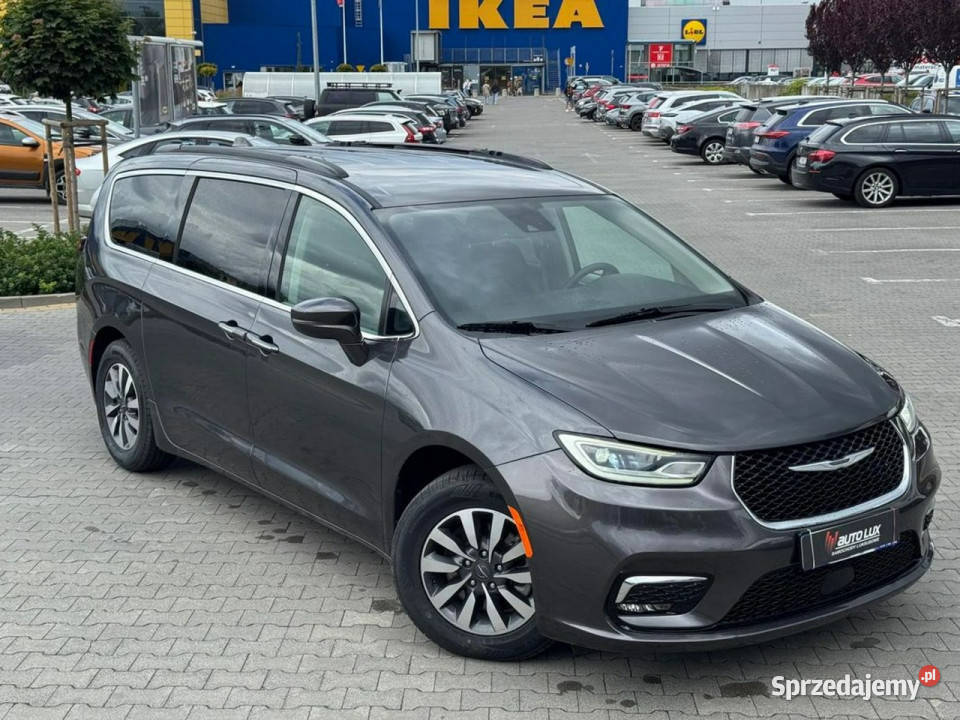 Chrysler Pacifica 2022 Chrysler Pacifica Touring kurtyny powietrzne Pacifica Warszawa sprzedam