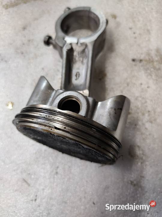 korbowód z tłokiem avs z silnika Briggs Stratton Wiele
