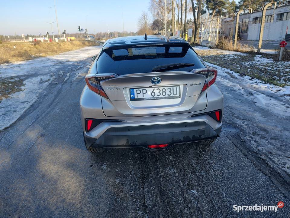 Sprzedam zadbaną Toyotę chr hybrid 2017 dobrze Piła sprzedam