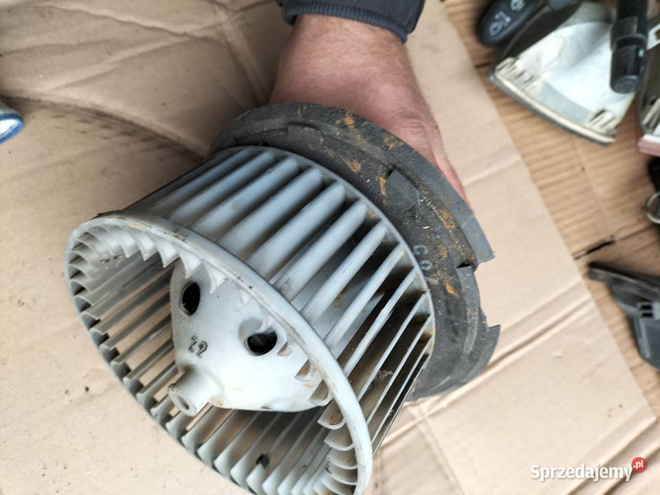 WENTYLATOR DMUCHAWA LAGUNA 2