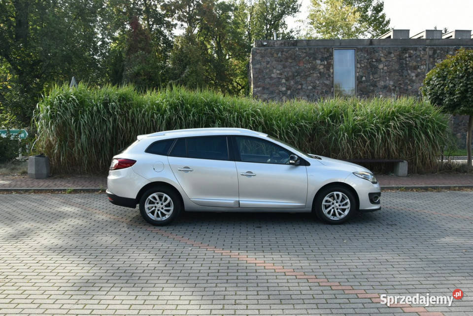 Renault Megane 15DCi 110 X2016r Climatronic LED nieuszkodzony Kampinos