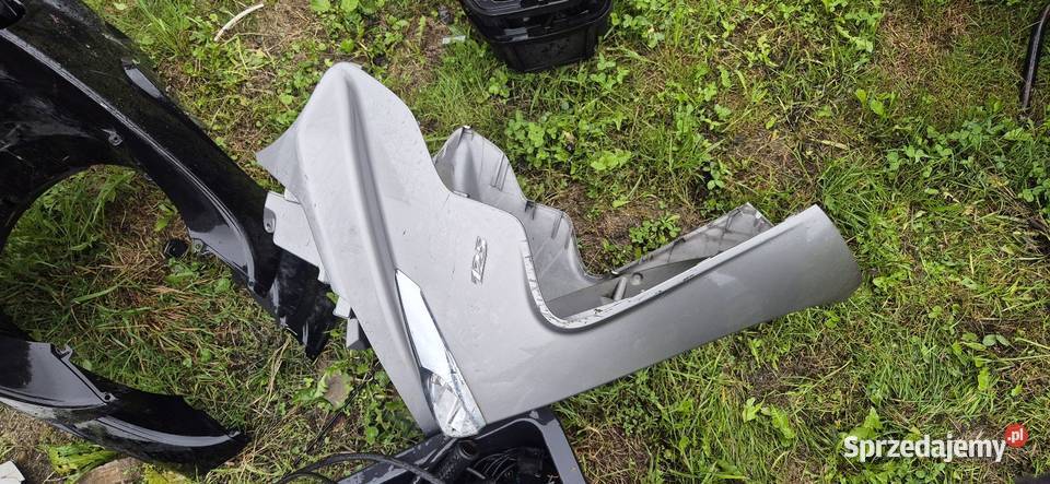 Piaggio Xevo x evo czacha przednia owiewka Plastiki Poręba Wielka