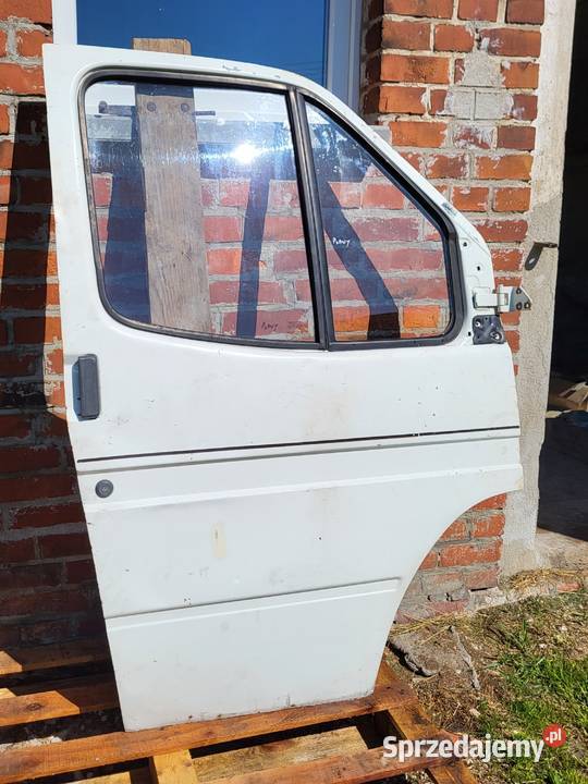 Ford Transit Mk5 19942003 drzwi prawe prawe Rok produkcji 1996