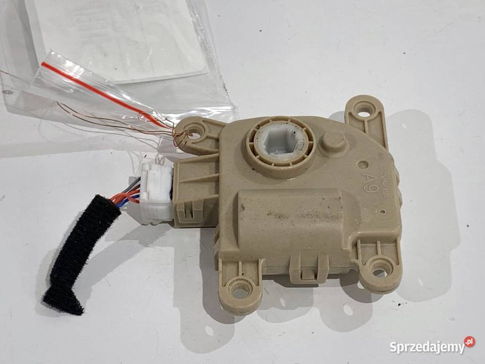 SILNIK NAGRZEWNICY KIA H400730912A NIRO II SG2