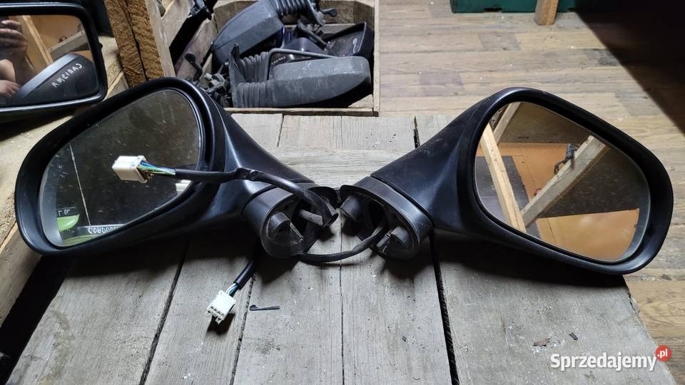 Lusterka Mitsubishi Carisma mazowieckie Łagów sprzedam