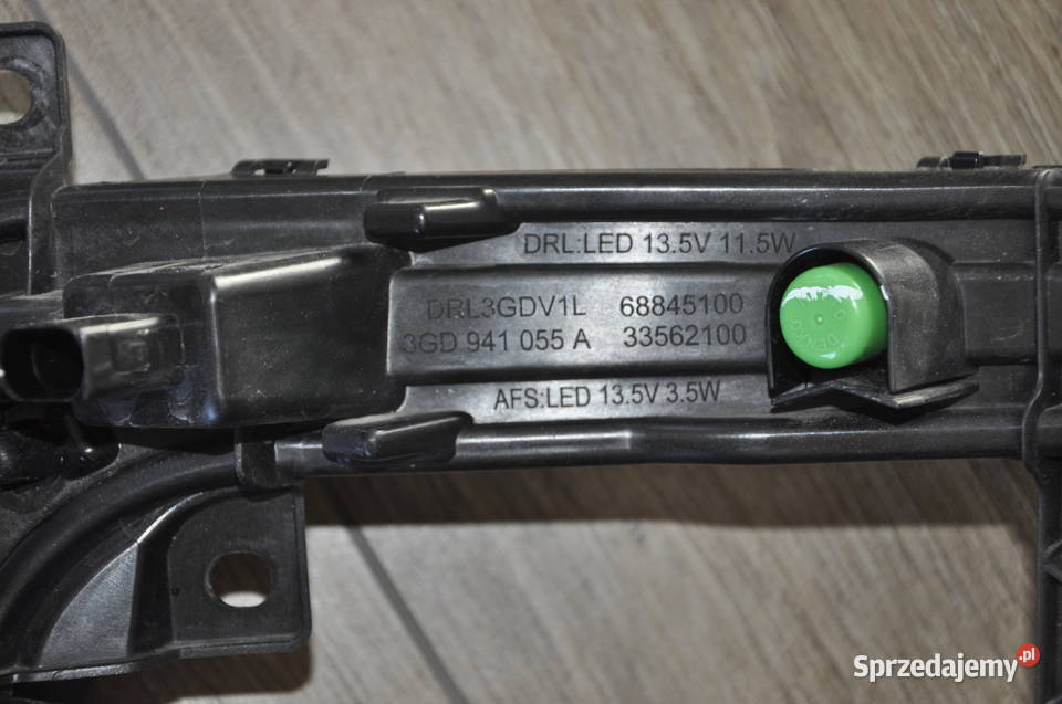 VW PASSAT B8 GTE HALOGEN LED LEWY 3GD941055A halogeny sprzedam