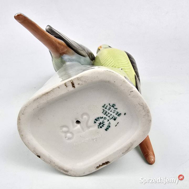 Papużki faliste zielone Hollohaza papugi Węgry Bronisze