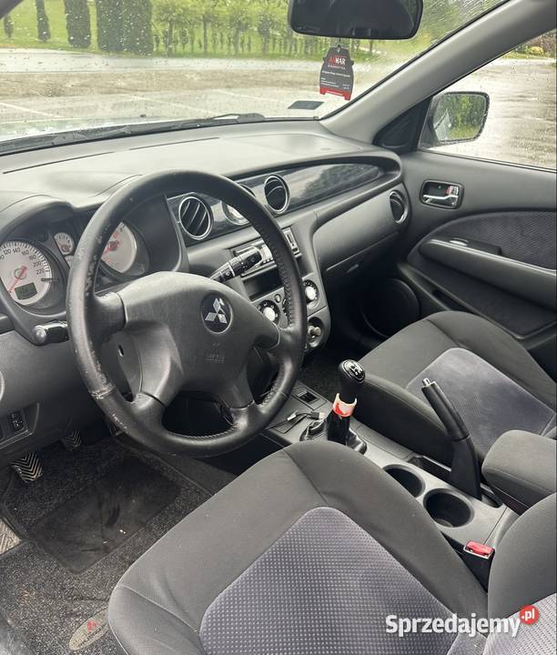 Mitsubishi outlander 20 gaz 2003r 4x4 SUV podkarpackie Słotowa