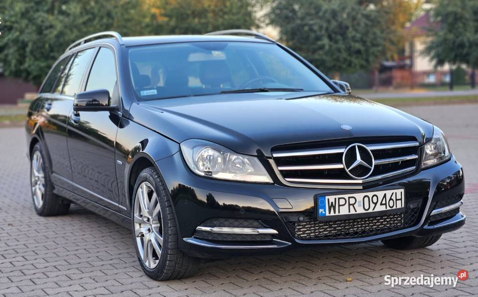 MERCEDES Cklasa W204 lift 2011 automat BENZYNA klimatyzacja Rzeszów