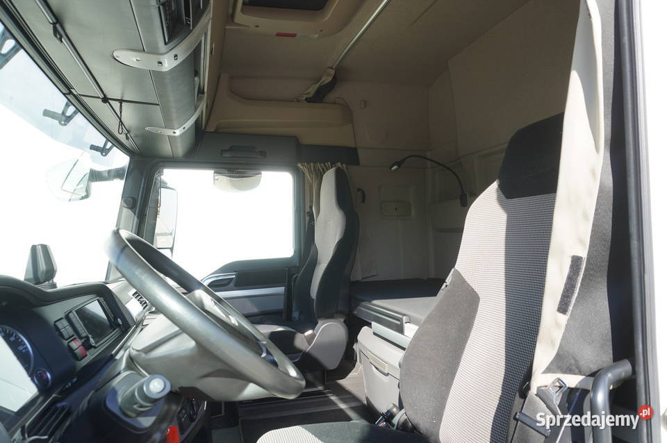 MAN TGX 26500 6x2 E6 NOWA Zabudowa laweta 875 m małopolskie Kraków