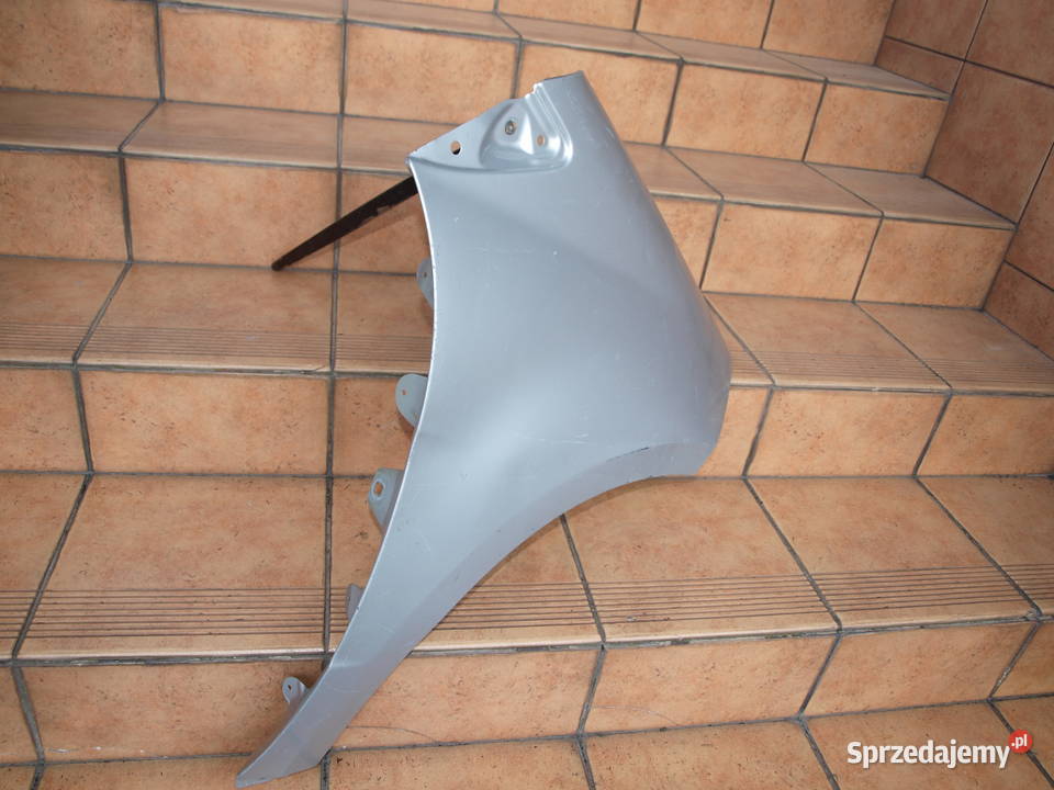 Mercedes A klasa W169 błotnik prawy przód 2004