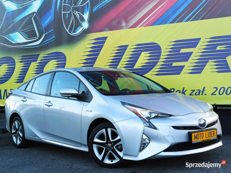 Toyota Prius serwisowany najbogatszy IV 20152023 Rzeszów sprzedam