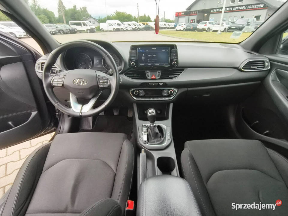 Hyundai i30 10 tgdi 120 6biegów climatronic i30 Kęty sprzedam