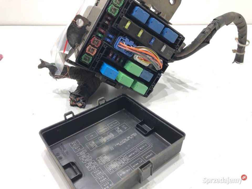 SKRZYNKA BEZPIECZNIKÓW SUZUKI GRAND VITARA II