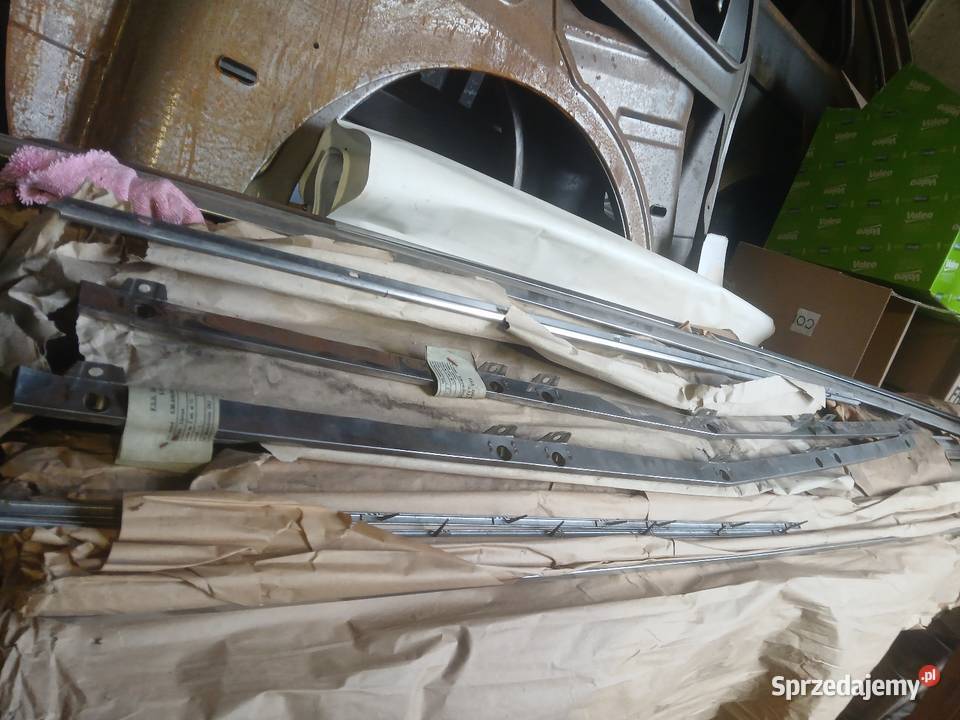 Listwa górna atrapy bumerang do fiata 125p ST Koluszki sprzedam