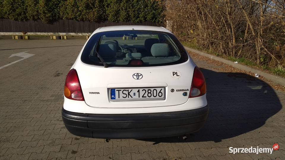 Toyota Corolla E11 1998 r 14 Liftback LPG salon Radom