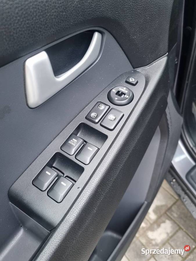 Kia Sportage 2015 r 17 crdi elektryczne lusterka sprzedam