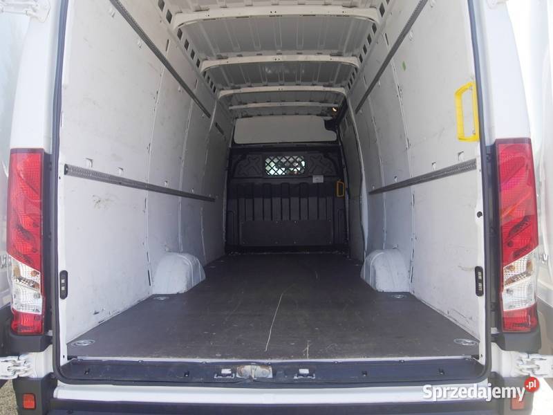 IVECO DAILY 35S16HA8V HIMATIC Furgon 16m3 Hak pełny VAT