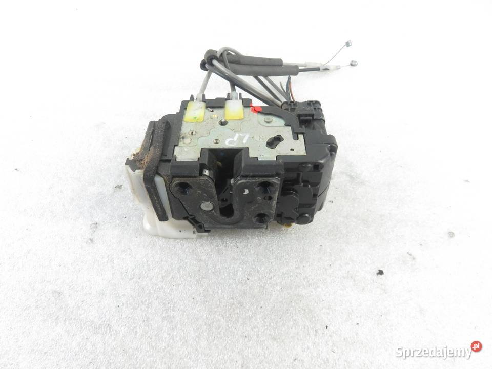 ZAMEK LEWY PRZEDNI HYUNDAI i20 osobowe