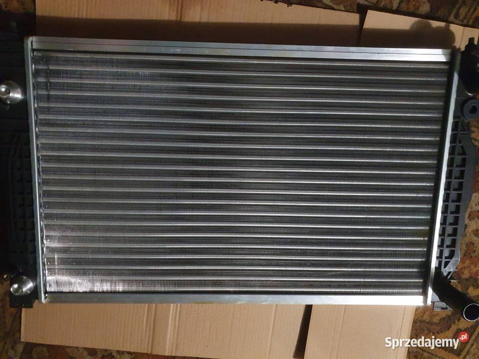 D7A022TT Chłodnica układ chłodzenia silnika sprzedam