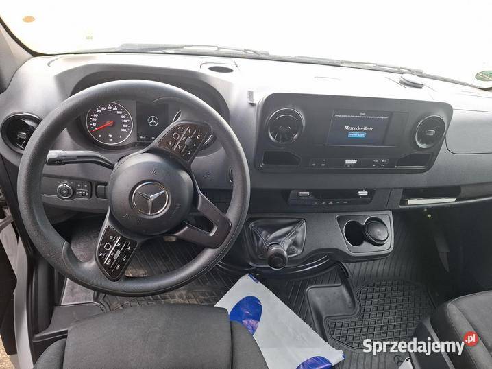 MERCEDESBENZ SPRINTER 317 CDI 2023 195000 ccm diesel Warszawa
