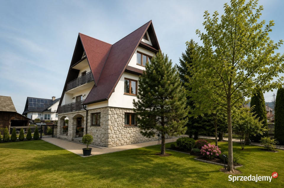 Dom w centrum Czarnej Góry z widokiem na Tatry Czarna Góra