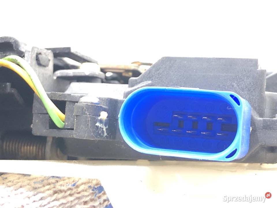 ZAMEK DRZWI LEWY PRZÓD VW TOURAN Minivan 0310 podkarpackie