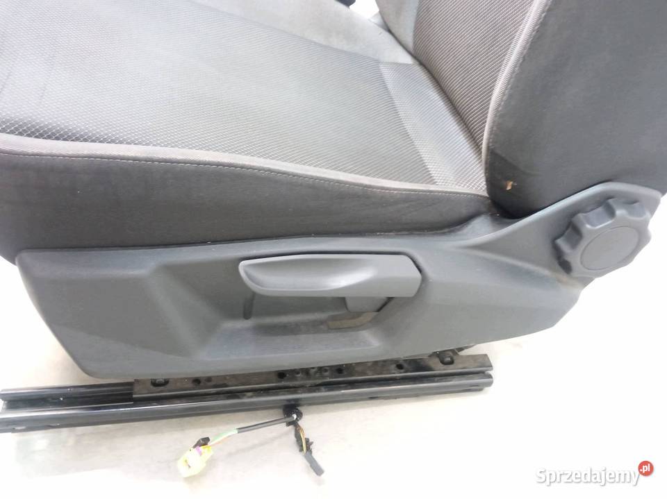 FOTELE LEWY KIEROWCY 6F Seat Ibiza V 2017 świętokrzyskie sprzedam
